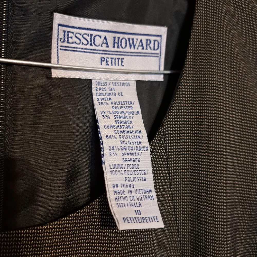 Jessica Howard petite two piece belted dress. Size 10. New with tags - Picture 10 of 12